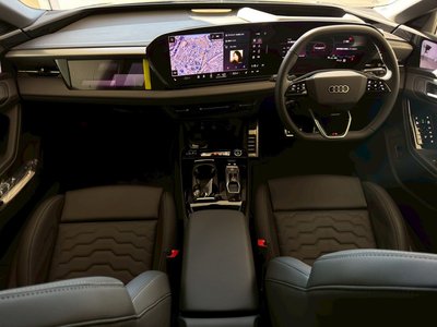 صورة 27 لـ 2025 AUDI A6 AVANT E-TRON