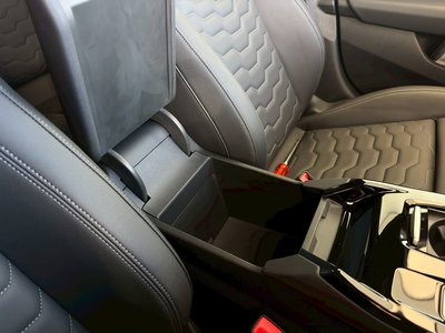 صورة 121 لـ 2025 AUDI A6 AVANT E-TRON