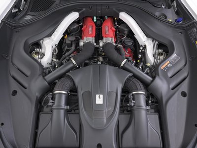 صورة 18 لـ 2021 Ferrari ROMA