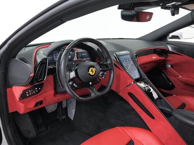2021 Ferrari ROMA — фото 3