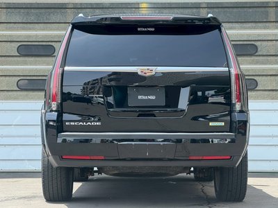 صورة مصغرة 23 لـ 2016 Cadillac ESCALADE
