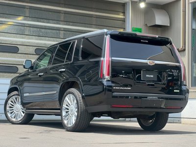 صورة مصغرة 28 لـ 2016 Cadillac ESCALADE