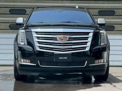 صورة مصغرة 10 لـ 2016 Cadillac ESCALADE