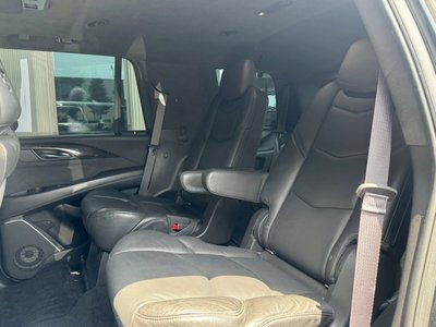 صورة مصغرة 37 لـ 2016 Cadillac ESCALADE
