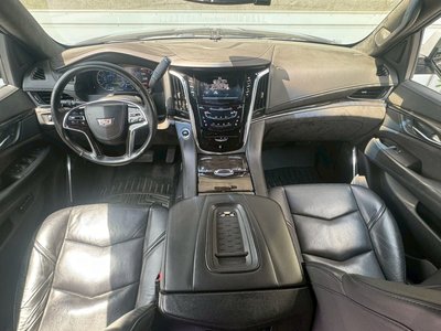 صورة مصغرة 3 لـ 2016 Cadillac ESCALADE