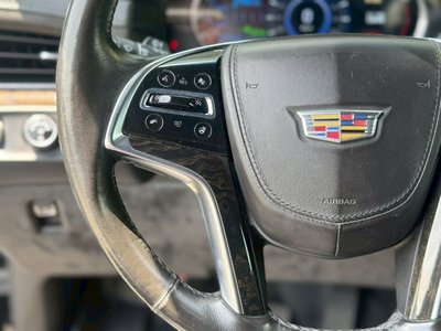 صورة مصغرة 50 لـ 2016 Cadillac ESCALADE