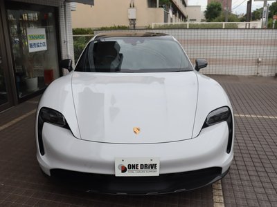 2024 Porsche TAYCAN photo 4