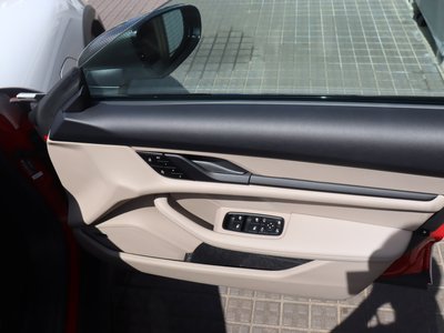2024 Porsche TAYCAN thumbnail 19