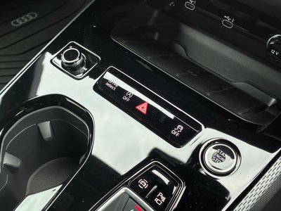 2025 AUDI A5 AVANT thumbnail 24