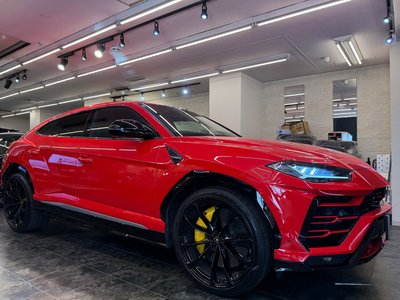 2019 Lamborghini URUS photo 7