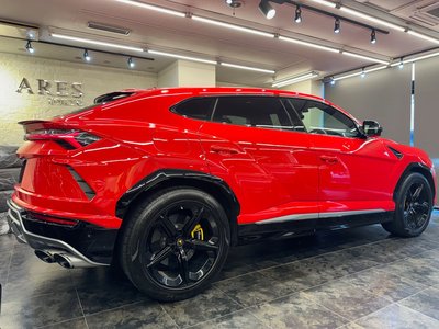 2019 Lamborghini URUS photo 23