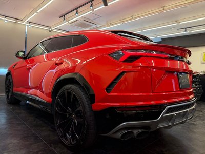 2019 Lamborghini URUS photo 14