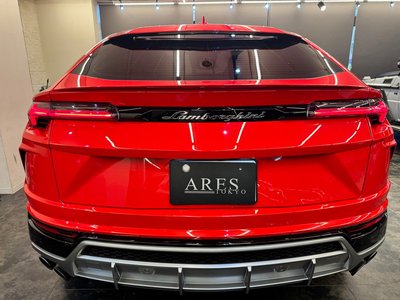 2019 Lamborghini URUS photo 18