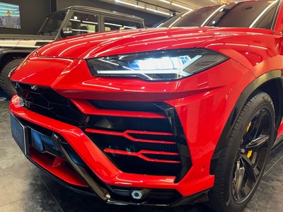 2019 Lamborghini URUS photo 6