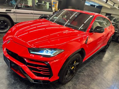 2019 Lamborghini URUS photo 28