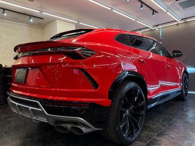 2019 Lamborghini URUS photo 19