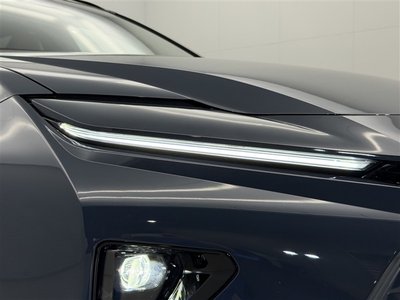 صورة 32 لـ 2025 Toyota CROWN ESTATE