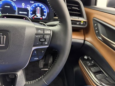 صورة 7 لـ 2025 Toyota CROWN ESTATE