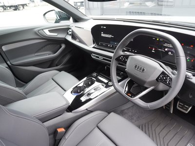2025 AUDI A5 AVANT 照片 13