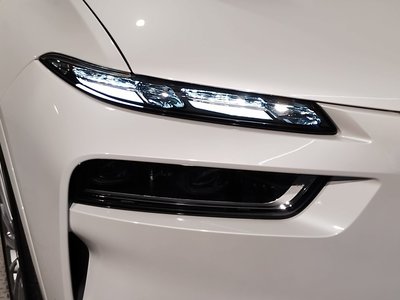 2023 BMW X7 thumbnail 17