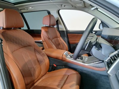 2023 BMW X7 thumbnail 33