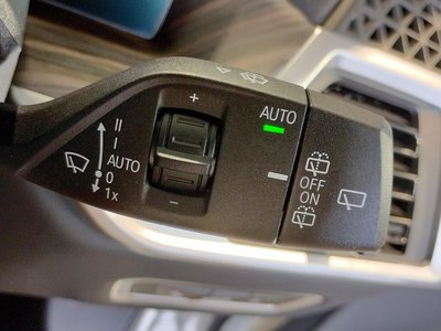 2023 BMW X7 thumbnail 74