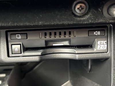 2022 Lexus IS thumbnail 70