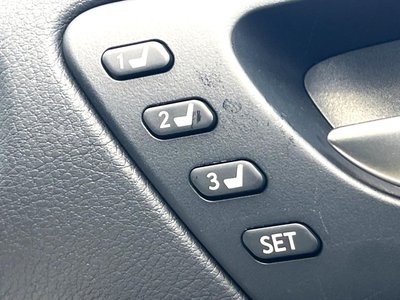 2022 Lexus IS thumbnail 43