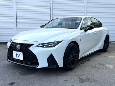 2022 Lexus IS thumbnail 28