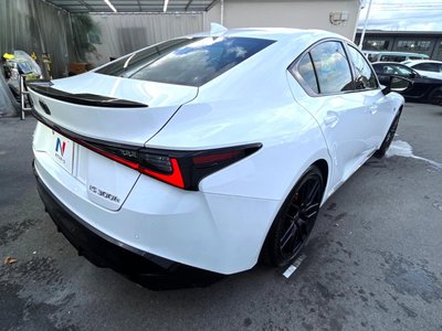2022 Lexus IS thumbnail 21