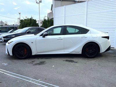 2022 Lexus IS thumbnail 29