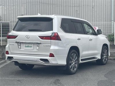 2017 Lexus LX thumbnail 26