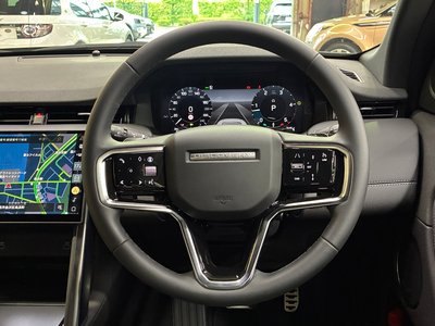 2025 LAND Rover DISCOVERY SPORT photo 15
