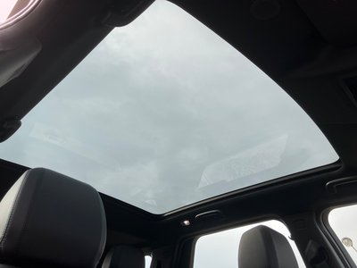 2025 LAND Rover DISCOVERY SPORT photo 4