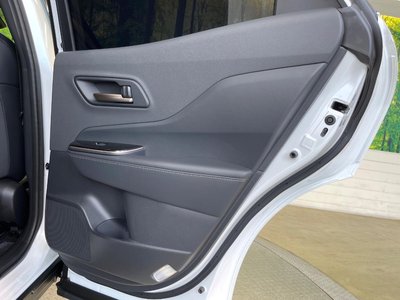 2025 Toyota CROWN SPORT 照片 42