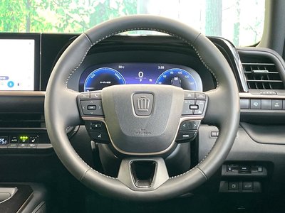 2025 Toyota CROWN SPORT 照片 11