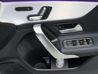 صورة مصغرة 38 لـ 2023 Mercedes-BENZ A-CLASS AMG