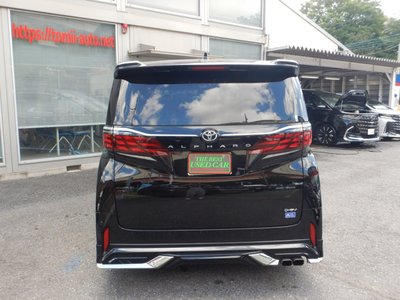 2024 Toyota ALPHARD — фото 6