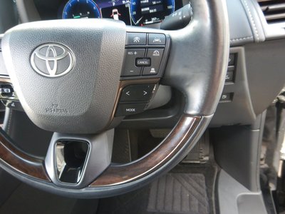 2024 Toyota ALPHARD — фото 15