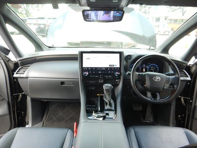 2024 Toyota ALPHARD — фото 7