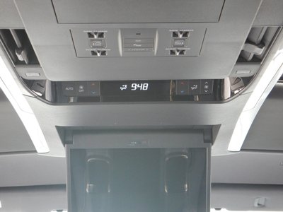2024 Toyota ALPHARD — фото 25