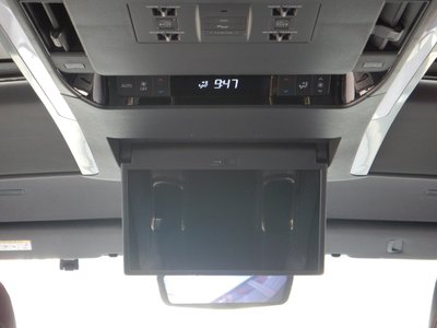2024 Toyota ALPHARD — фото 10