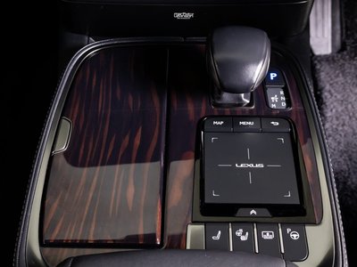 2021 Lexus LS — фото 55