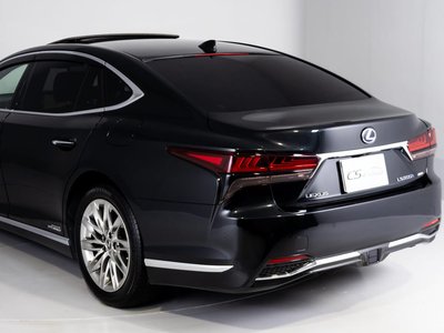 2021 Lexus LS — фото 20