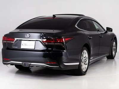 2021 Lexus LS — фото 14
