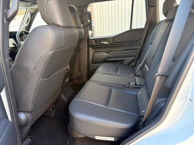 2025 Toyota LAND CRUISER 250 照片 22
