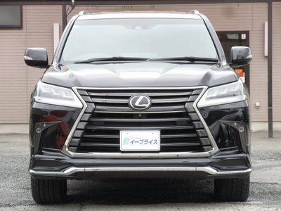 2018 Lexus LX photo 5