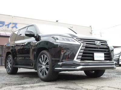 2018 Lexus LX thumbnail 21