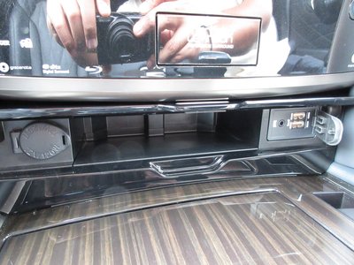 2018 Lexus LX thumbnail 54