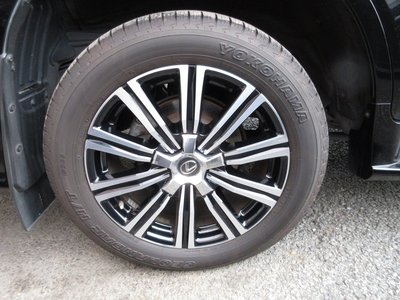 2018 Lexus LX thumbnail 76